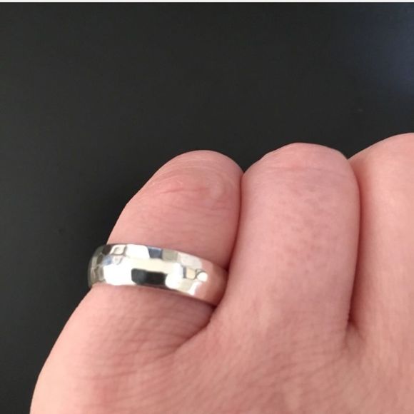 Hammered Finish Sterling Silver 925 Single Band Ring Sz 7 - Picture 7 of 8